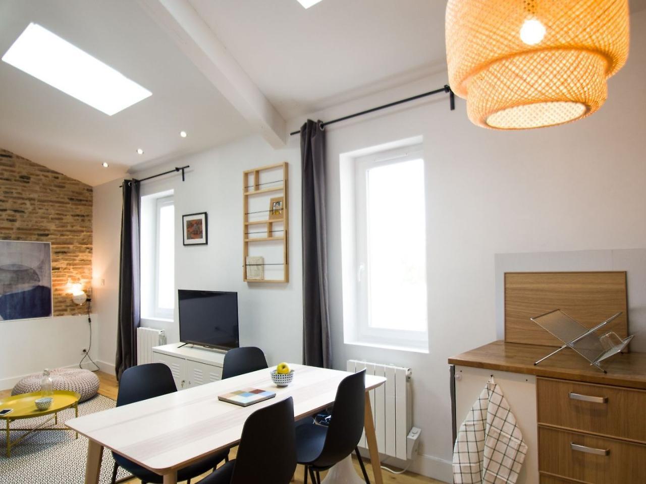 Achille By Cocoonr Apartment Toulouse Bagian luar foto